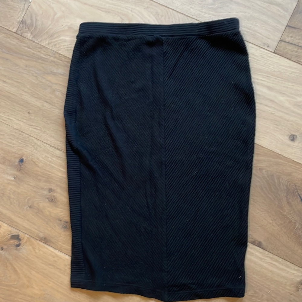 Black lush pencil skirt